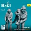 RESKIT RSF32-0029 Purple jersey refueling team (modern) (scene 2) (2 pcs) (3D Printed) (1/32)